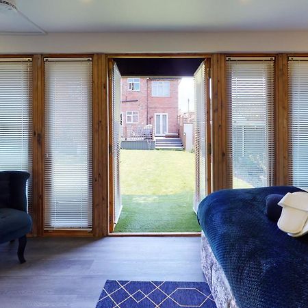 Cosy 1 Bed Garden Lodge Close To Nottingham City Centre - Free Parking & Wifi Dış mekan fotoğraf