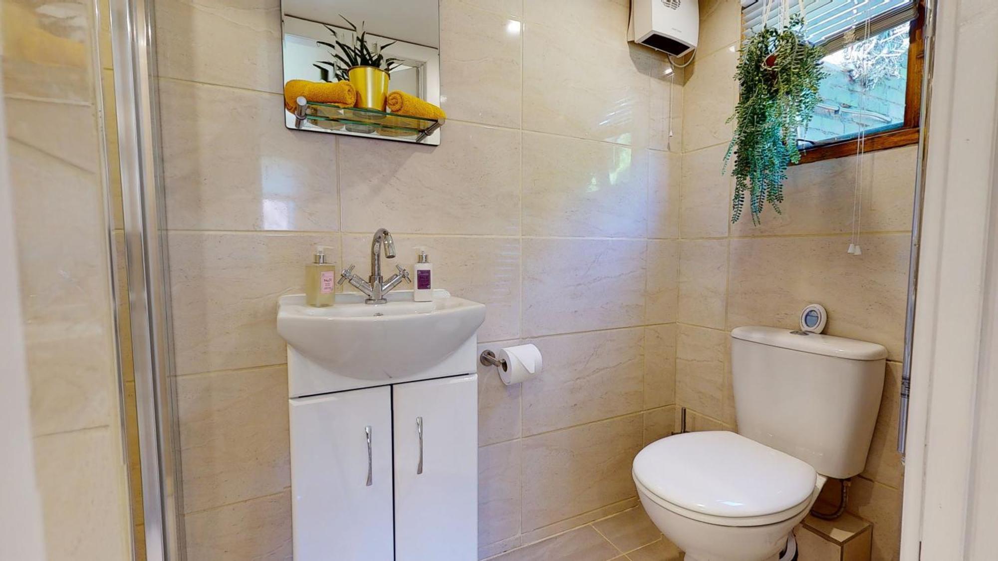 Cosy 1 Bed Garden Lodge Close To Nottingham City Centre - Free Parking & Wifi Dış mekan fotoğraf